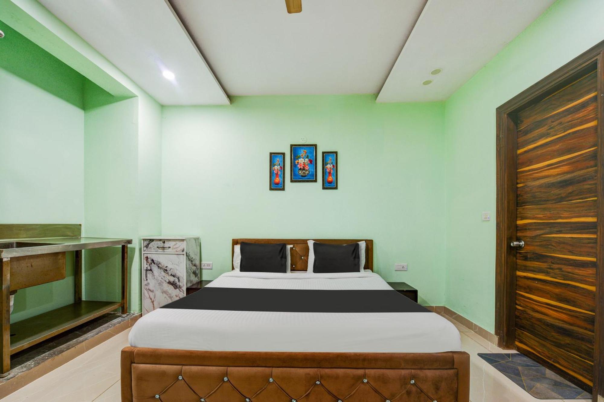 Hotel O Ridge Way Stays Faridabad Extérieur photo