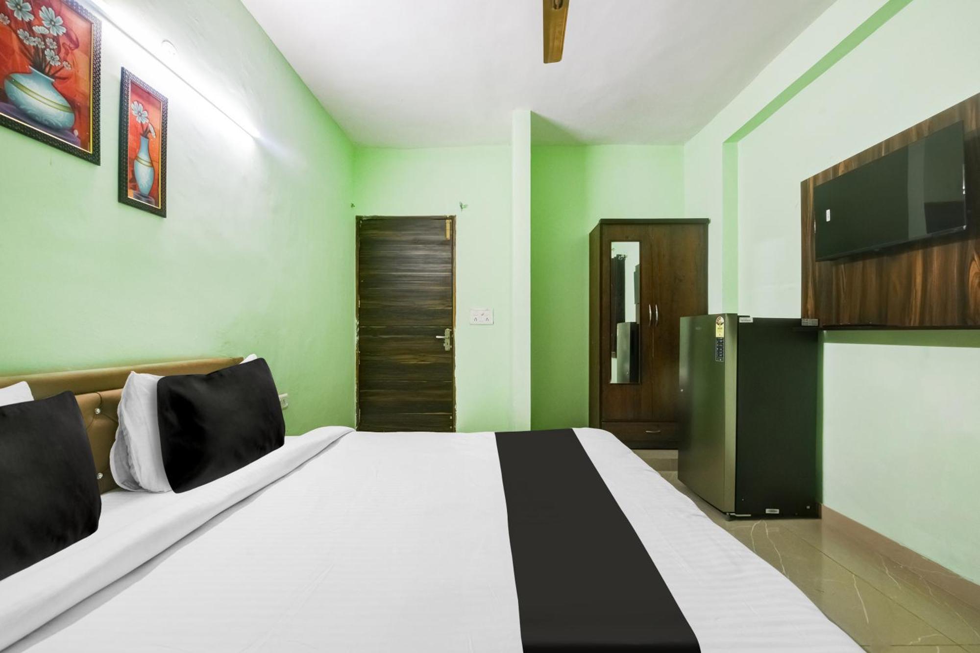 Hotel O Ridge Way Stays Faridabad Extérieur photo